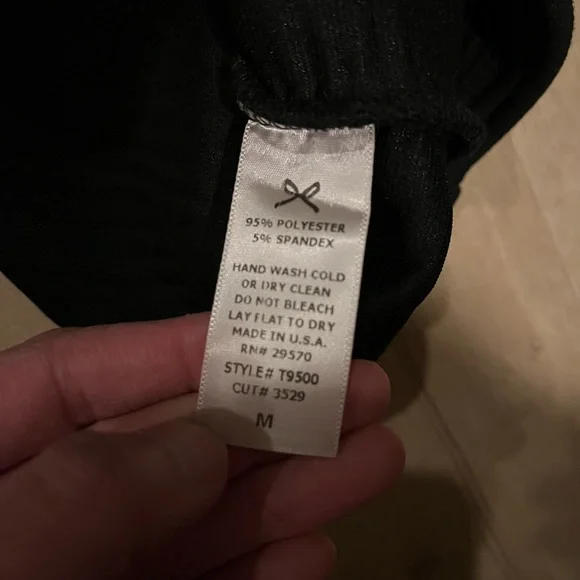 Everly Crop Top - Picture 3 of 8